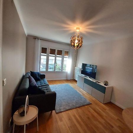 Bel Appartement 2 Pieces, Sortie De Metro Ligne 8 Charenton-le-Pont Bagian luar foto