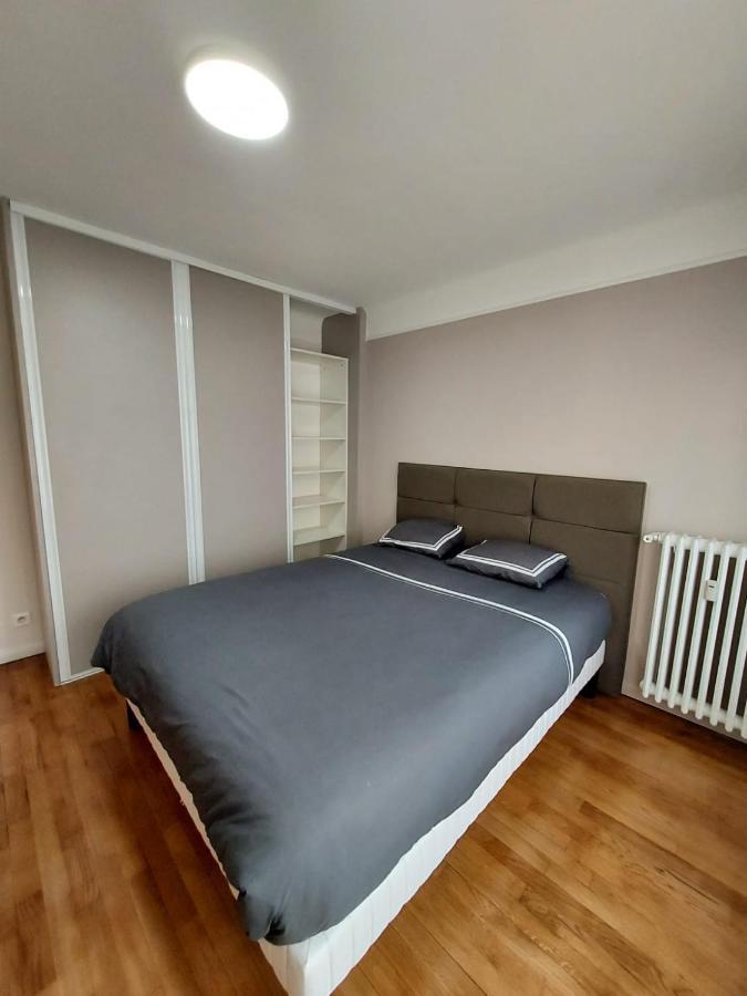 Bel Appartement 2 Pieces, Sortie De Metro Ligne 8 Charenton-le-Pont Bagian luar foto