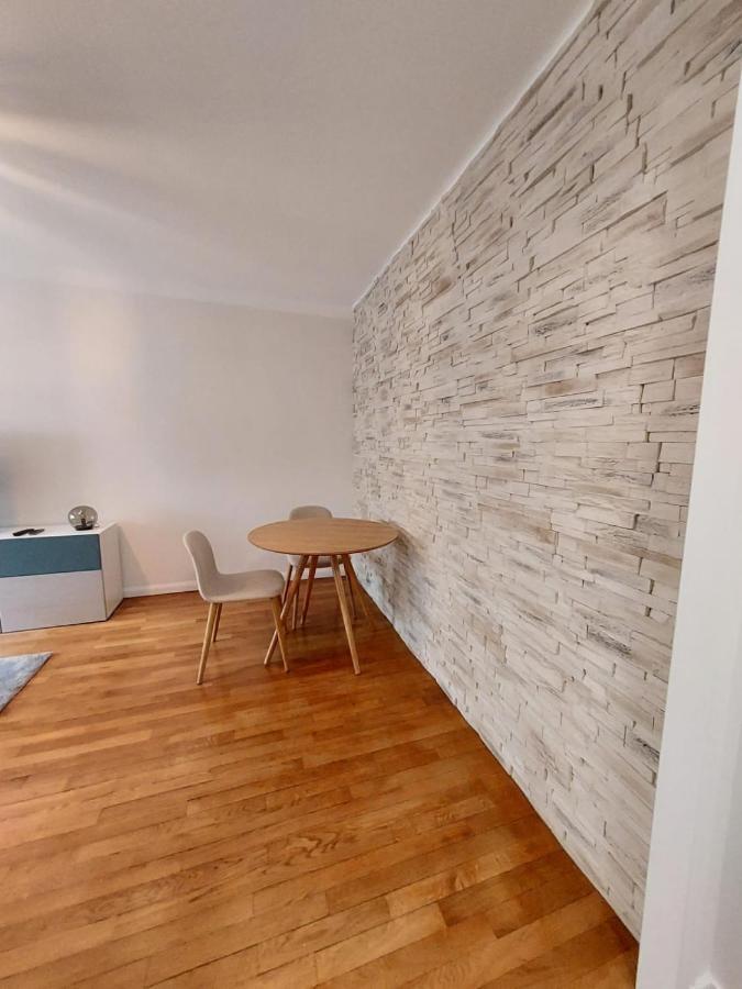 Bel Appartement 2 Pieces, Sortie De Metro Ligne 8 Charenton-le-Pont Bagian luar foto